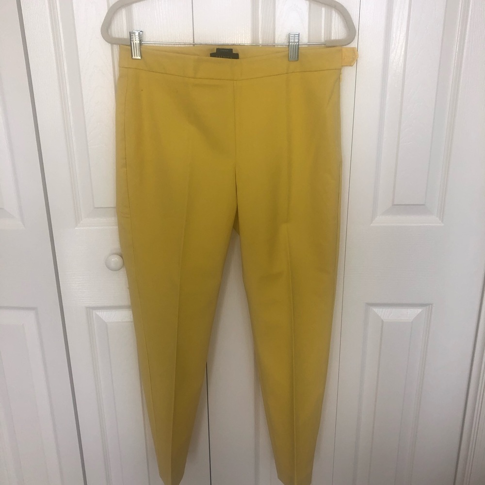 Beautiful yellow Talbots “Chatham slacks